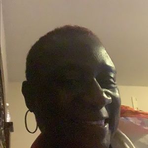 Meet your Posher, Tonya